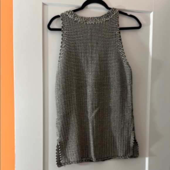 Tommy Bahama Ribbed Tank Top - Picture 3 of 3